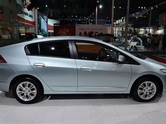 2013款 1.3L 基本型
