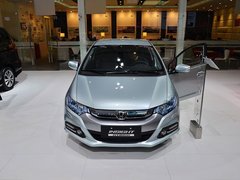 2013款 1.3L 基本型