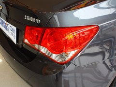 2013款 1.6L SL 自动 天地版