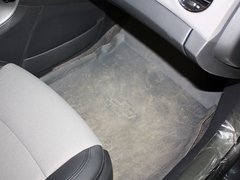 2013款 1.6L SL 自动 天地版