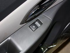 2013款 1.6L SL 自动 天地版