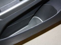 2013款 1.6L SL 自动 天地版
