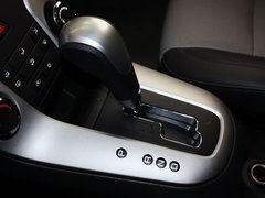 2013款 1.6L SL 自动 天地版