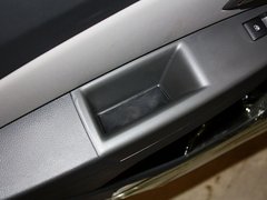 2013款 1.6L SL 自动 天地版