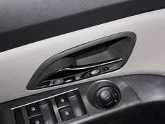 2013款 1.6L SL 自动 天地版
