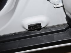 荣威W5 2013款 1.8T 自动 4WD 豪域版 5座