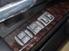 2013款 1.8T 自动 4WD 豪域版 5座