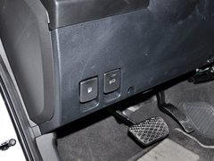 2013款 1.8T 自动 4WD 豪域版 5座