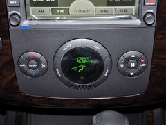 荣威W5 2013款 1.8T 自动 4WD 豪域版 5座