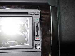 2013款 1.8T 自动 4WD 豪域版 5座