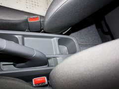 2013款 1.4L 手动 三厢 幸福版II