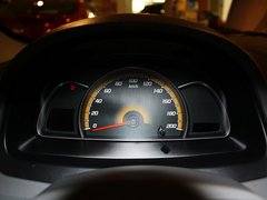 2013款 1.4L 手动 三厢 幸福版II