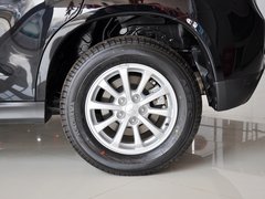 2013款 2.0 手动 两驱舒适版 5座