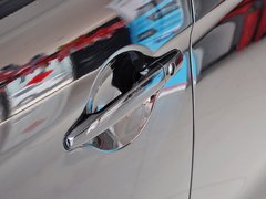 2013款 2.0 手动 两驱舒适版 5座