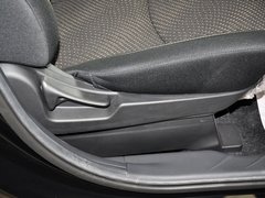 2013款 2.0 手动 两驱舒适版 5座