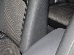 2013款 2.0 手动 两驱舒适版 5座