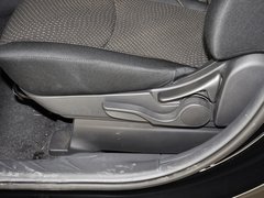 2013款 2.0 手动 两驱舒适版 5座