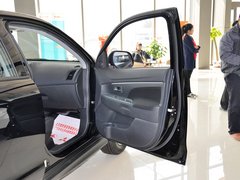 2013款 2.0 手动 两驱舒适版 5座