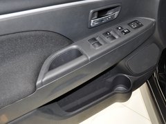 2013款 2.0 手动 两驱舒适版 5座
