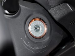 2013款 2.0 手动 两驱舒适版 5座