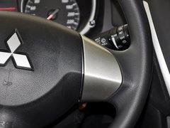 2013款 2.0 手动 两驱舒适版 5座