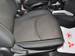 2013款 2.0 手动 两驱舒适版 5座