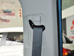 2013款 2.0 手动 两驱舒适版 5座
