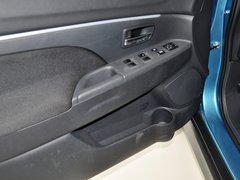 2013款 2.0 手动 两驱舒适版 5座