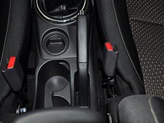 2013款 2.0 手动 两驱舒适版 5座