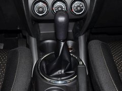2013款 2.0 手动 两驱舒适版 5座