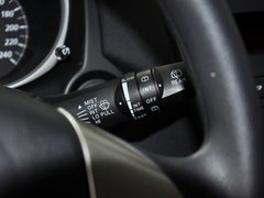 2013款 2.0 手动 两驱舒适版 5座