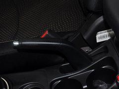 2013款 2.0 手动 两驱舒适版 5座