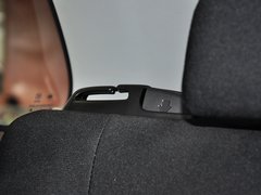 2013款 2.0 手动 两驱舒适版 5座