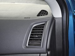 2013款 2.0 手动 两驱舒适版 5座
