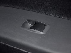 2013款 2.0 手动 两驱舒适版 5座
