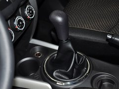 2013款 2.0 手动 两驱舒适版 5座