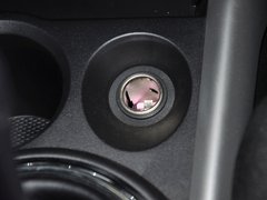 2013款 2.0 手动 两驱舒适版 5座