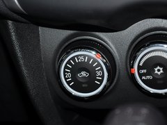 新劲炫 2013款 2.0 手动 两驱舒适版 5座