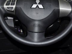 2013款 2.0 手动 两驱舒适版 5座