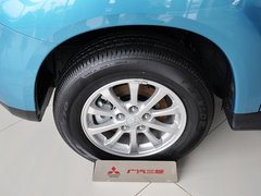 新劲炫 2013款 2.0 手动 两驱舒适版 5座