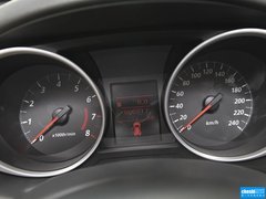2013款 2.0 手动 两驱舒适版 5座