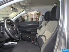 2013款 2.0 手动 两驱舒适版 5座