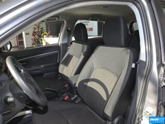 2013款 2.0 手动 两驱舒适版 5座