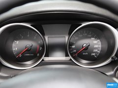 2013款 2.0 手动 两驱舒适版 5座