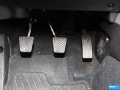 2013款 2.0 手动 两驱舒适版 5座