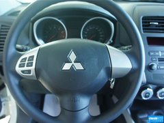 2013款 2.0 手动 两驱舒适版 5座