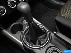 2013款 2.0 手动 两驱舒适版 5座