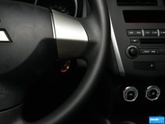 2013款 2.0 手动 两驱舒适版 5座