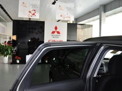 2013款 2.0 CVT 四驱尊贵版 5座