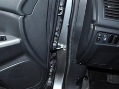2013款 2.0 CVT 四驱尊贵版 5座